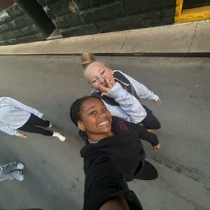 Meet your Posher, Sydney